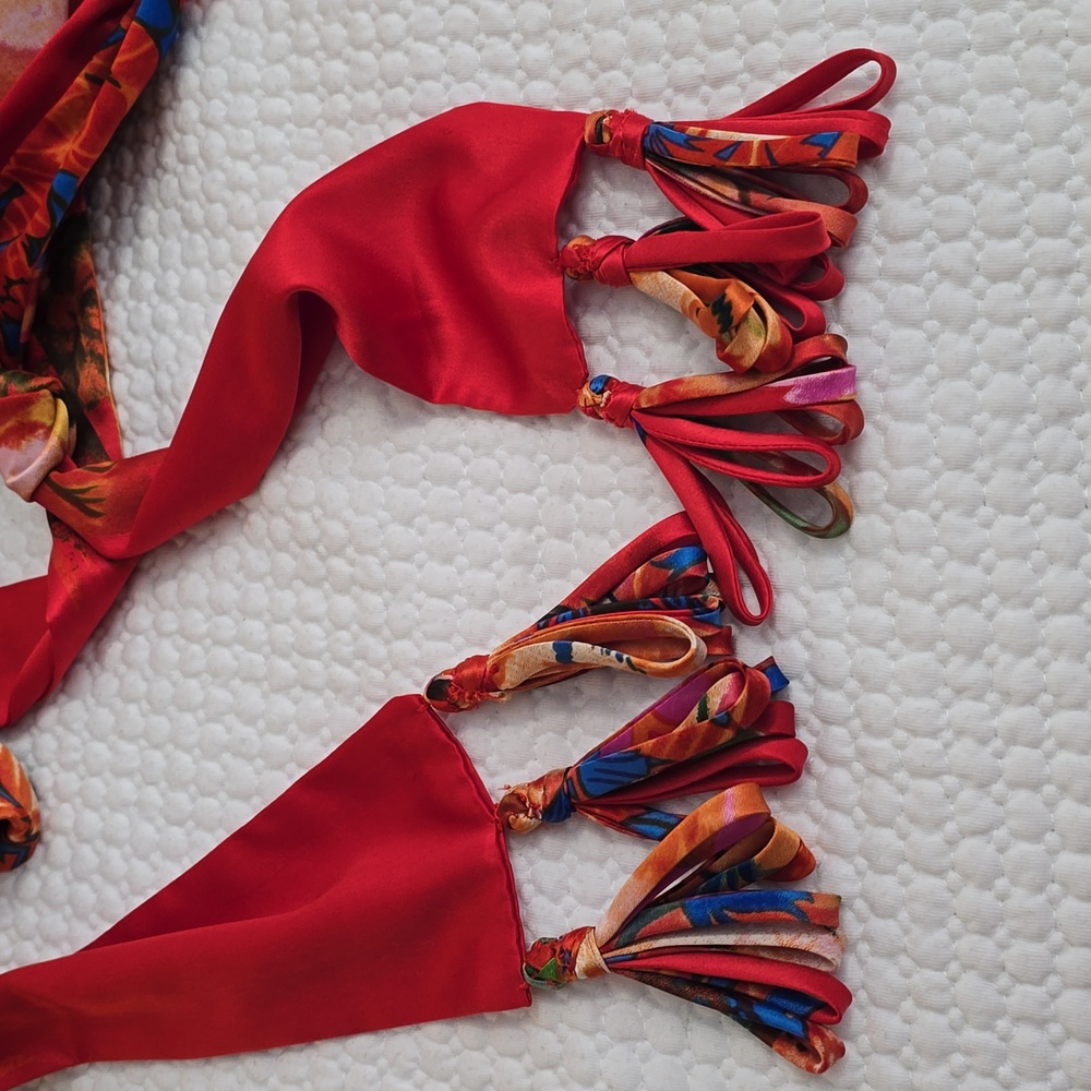 Natori Colorful Satin Robe. - Picture 9 of 9